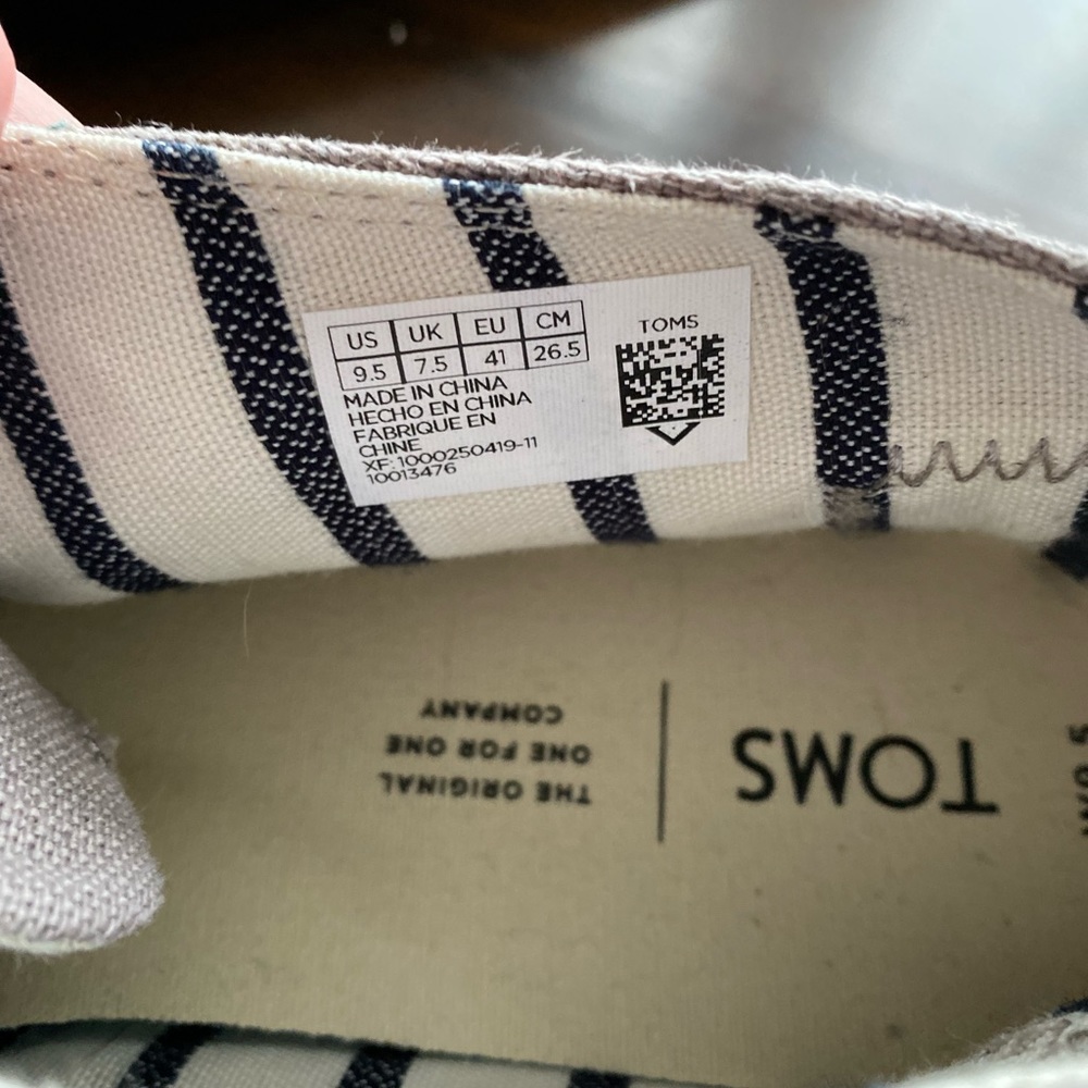 Toms booties - Picture 5 of 6